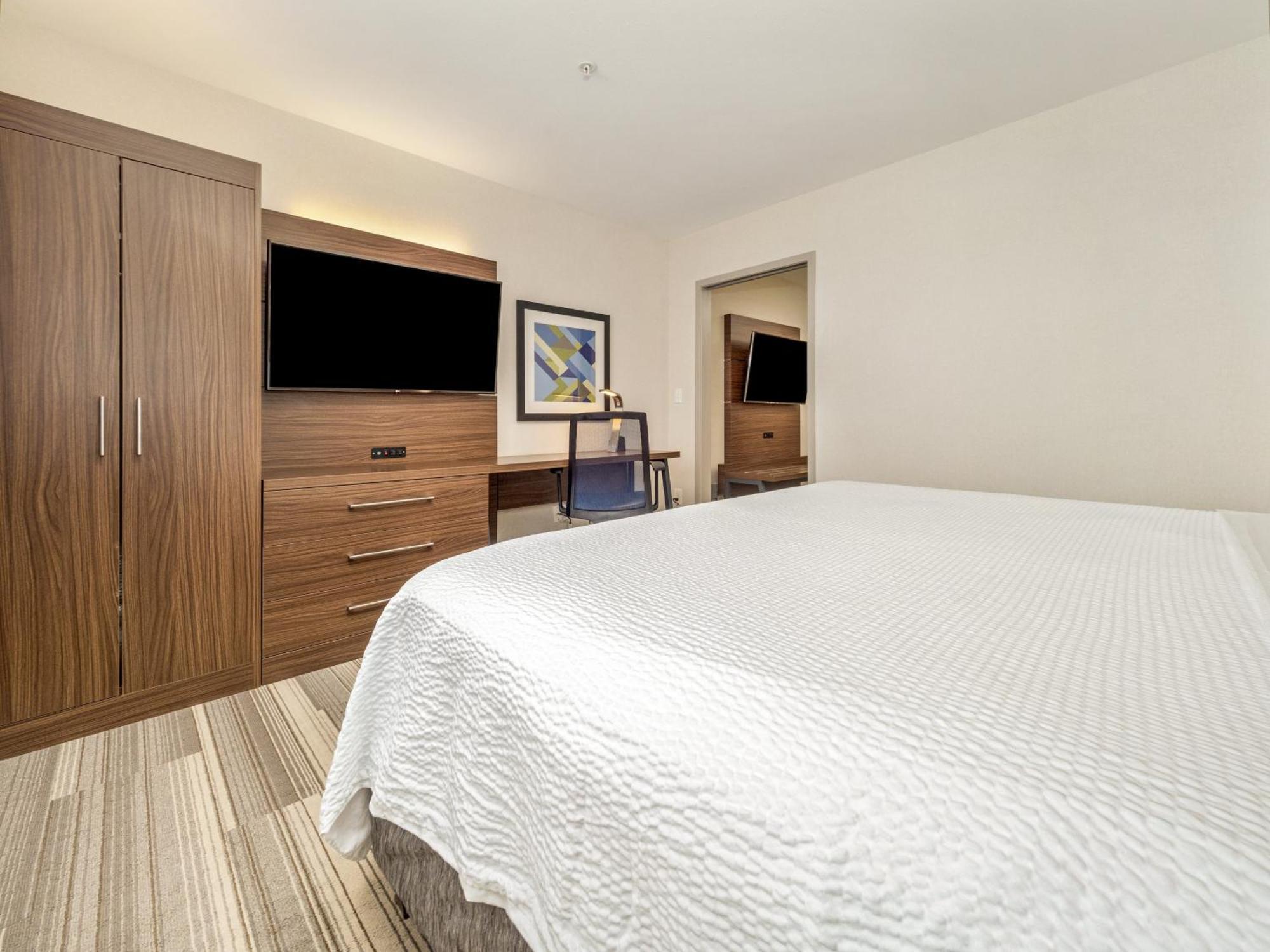 Holiday Inn Express & Suites Medicine Hat By Ihg Eksteriør billede