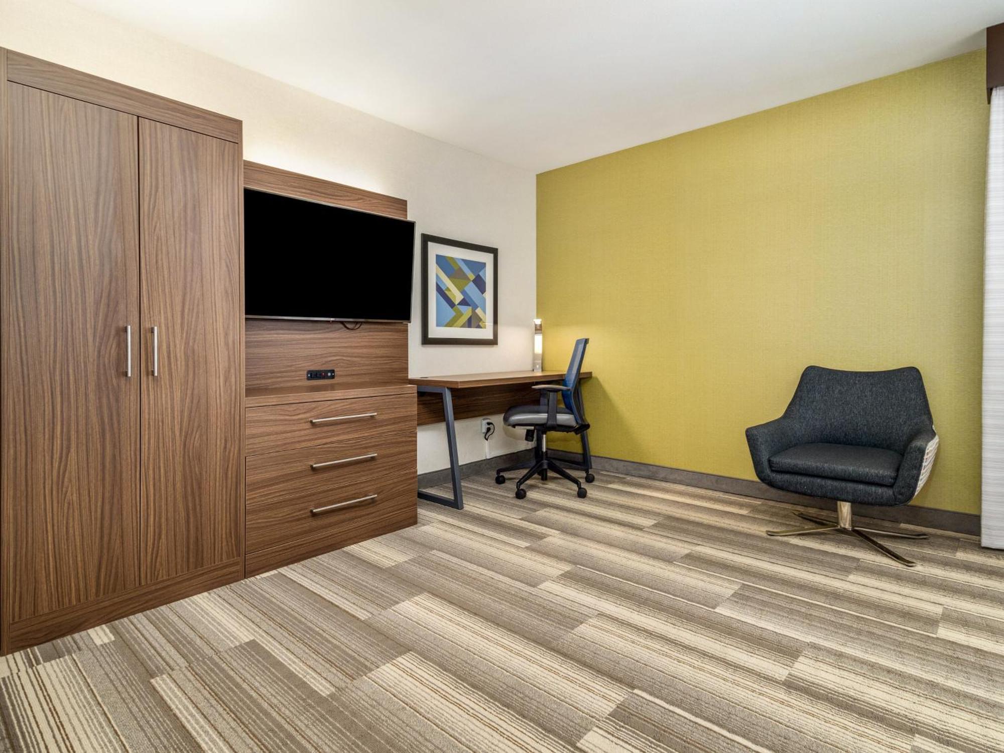 Holiday Inn Express & Suites Medicine Hat By Ihg Eksteriør billede
