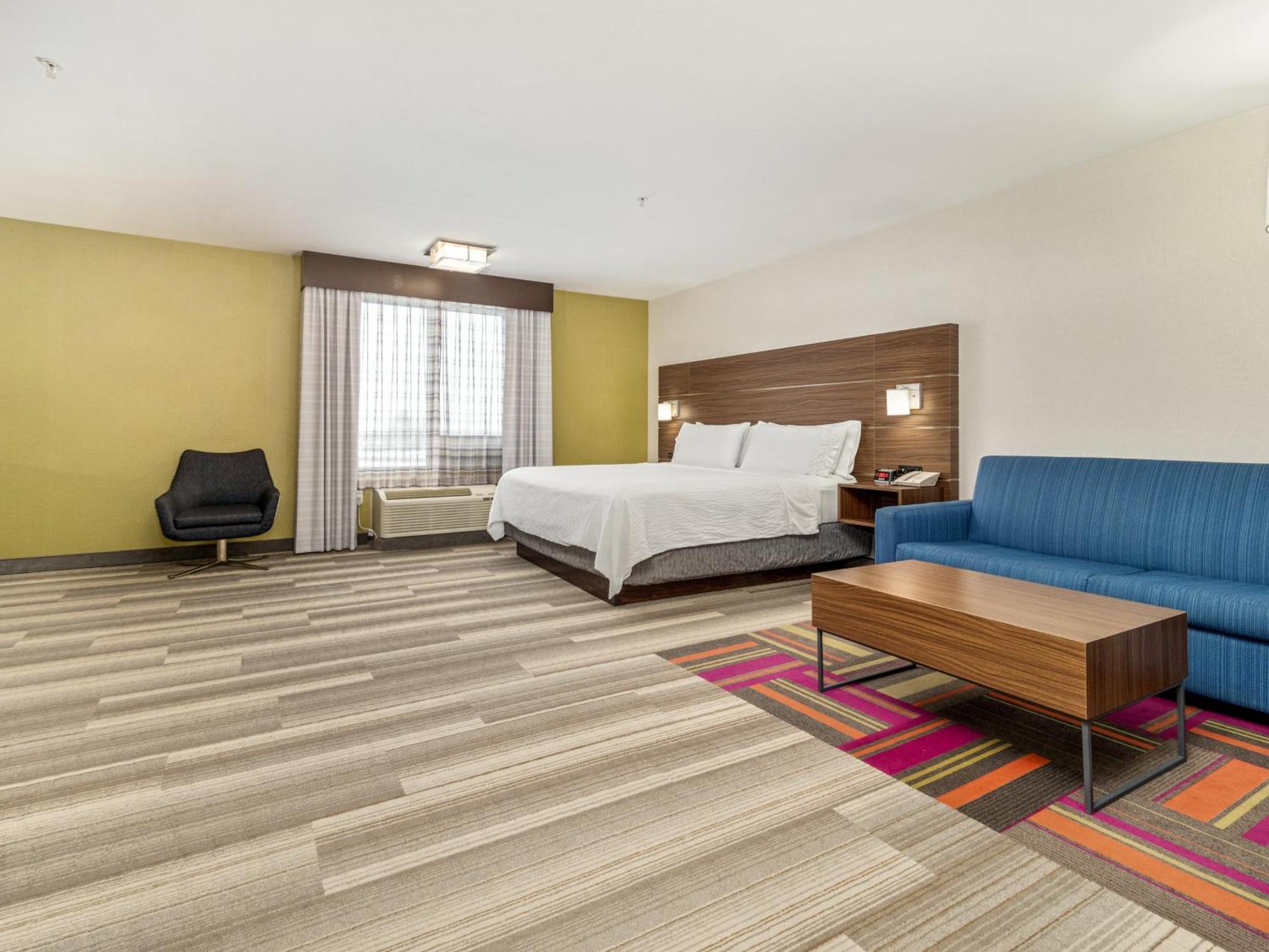 Holiday Inn Express & Suites Medicine Hat By Ihg Eksteriør billede