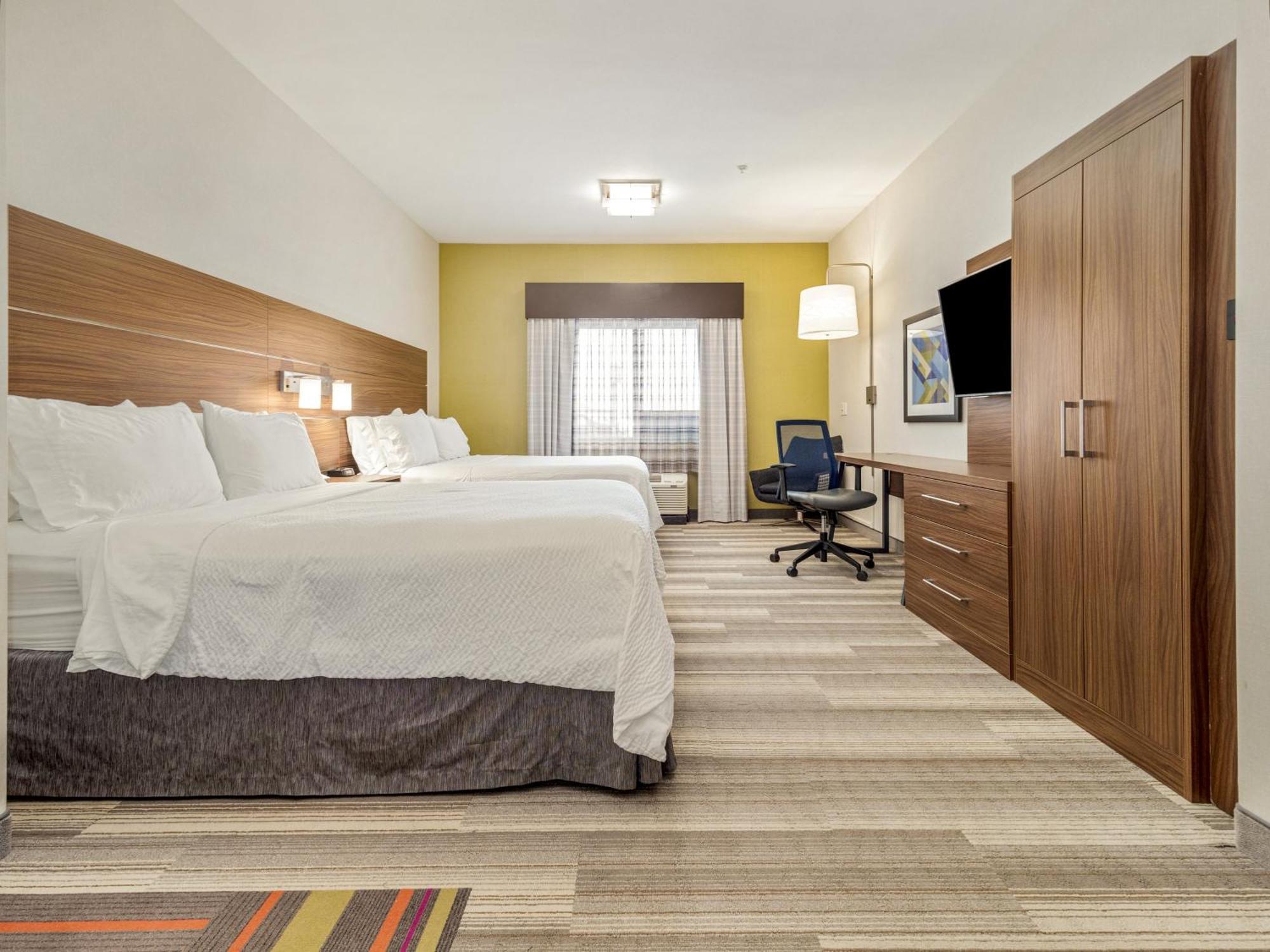 Holiday Inn Express & Suites Medicine Hat By Ihg Eksteriør billede